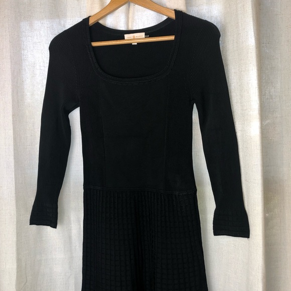 ⭕️Sold⭕️Tory Burch Thea Midi Dress Small - Picture 5 of 7